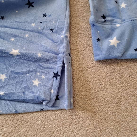 Nautica 2 Piece PJ Set Womens Medium Blue Stars Print Fleece Loungewear Set NWOT - Picture 9 of 16